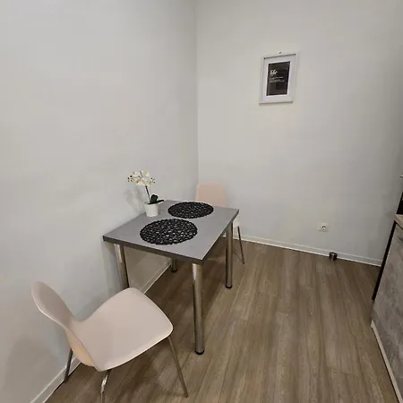 アパート Yan's Place - Next To Gozsdu Gardens *