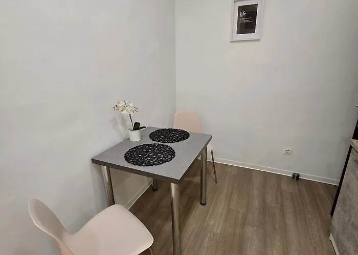 Apartament Yan's Place - Next To Gozsdu Gardens *